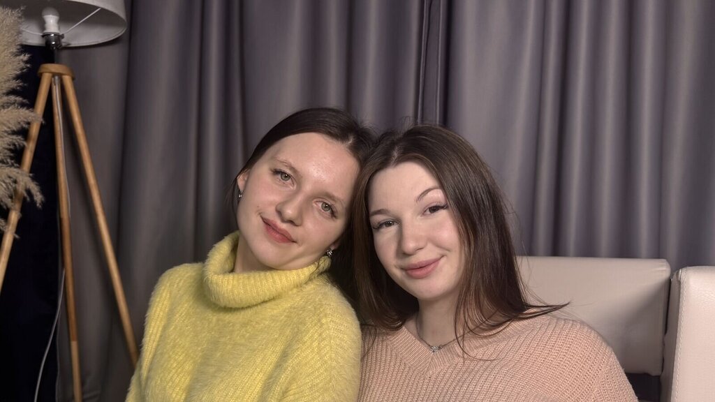 LillianaAndDanie