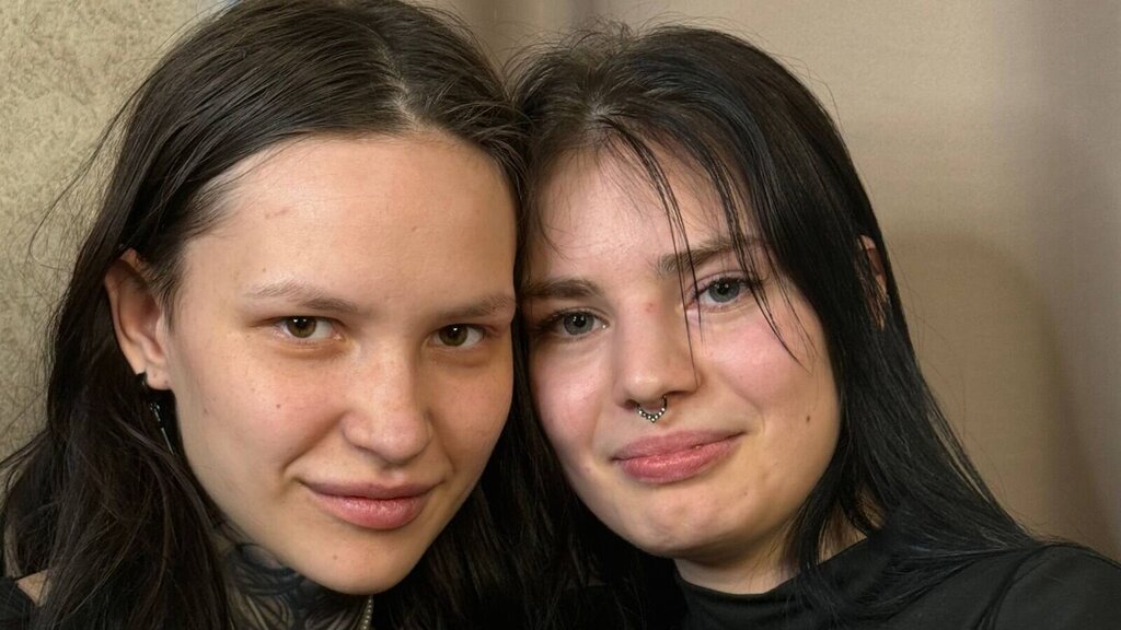MaryettaAndKenia